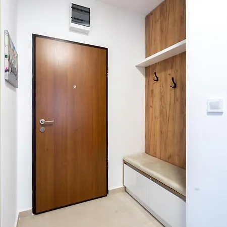 Apartment Two Bedroom Mali Princ Budva