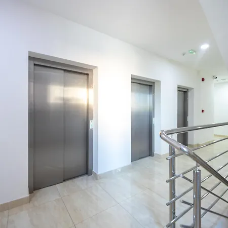 Apartment Two Bedroom Mali Princ
