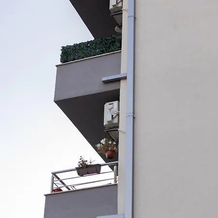 Apartment Two Bedroom Mali Princ Budva
