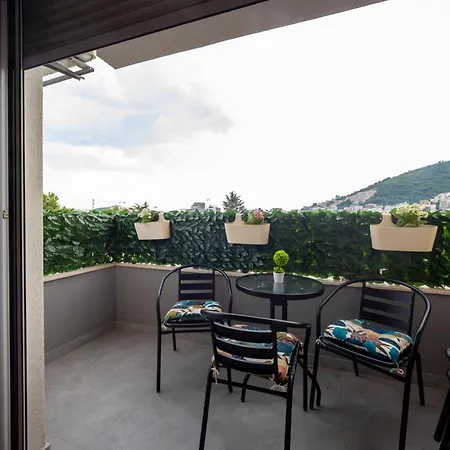 Two Bedroom Mali Princ Apartment